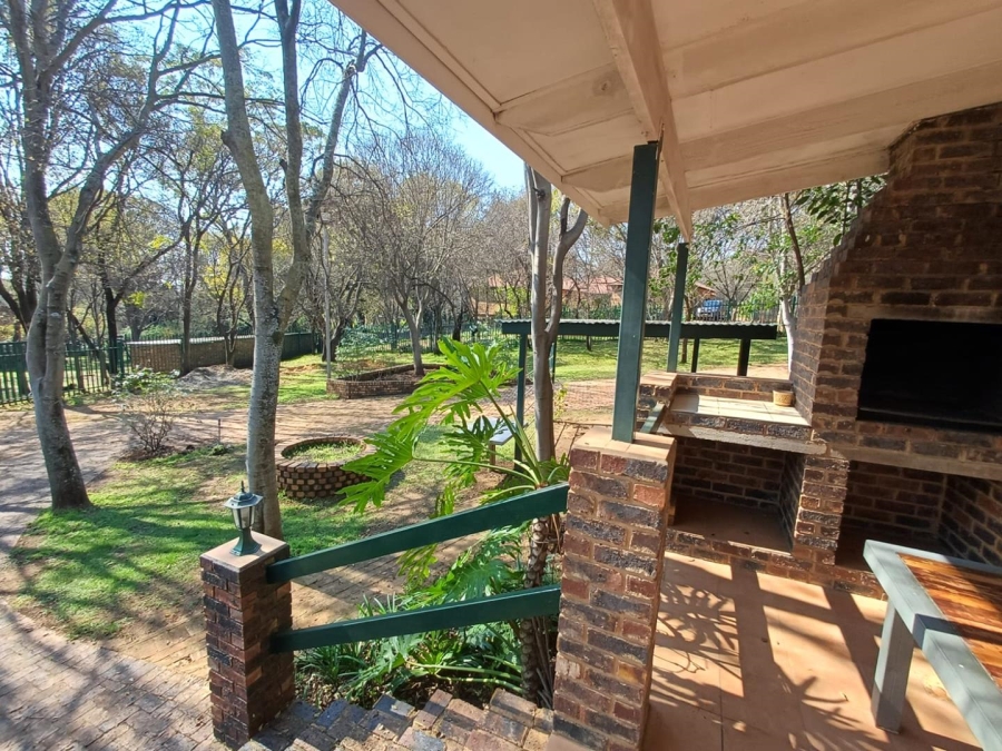 9 Bedroom Property for Sale in Willow Grange Free State